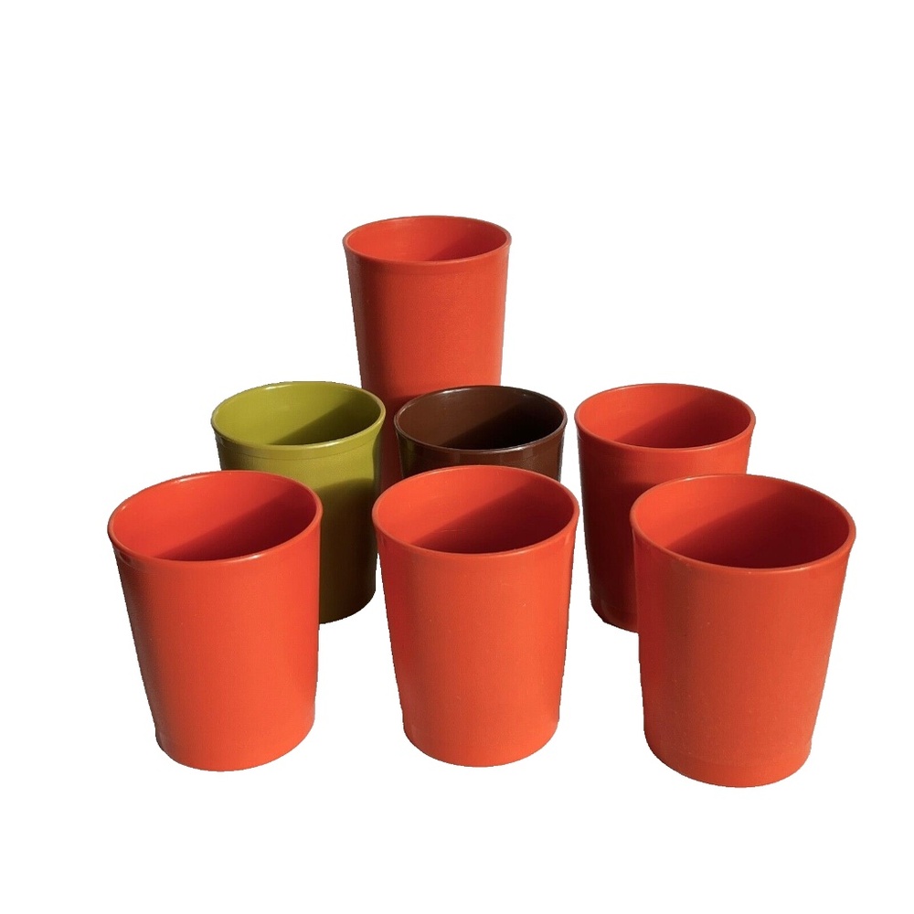 Lot of 7 Tupperware 6 oz Plastic Glasses Tumblers Fall Earth Colours Vintage